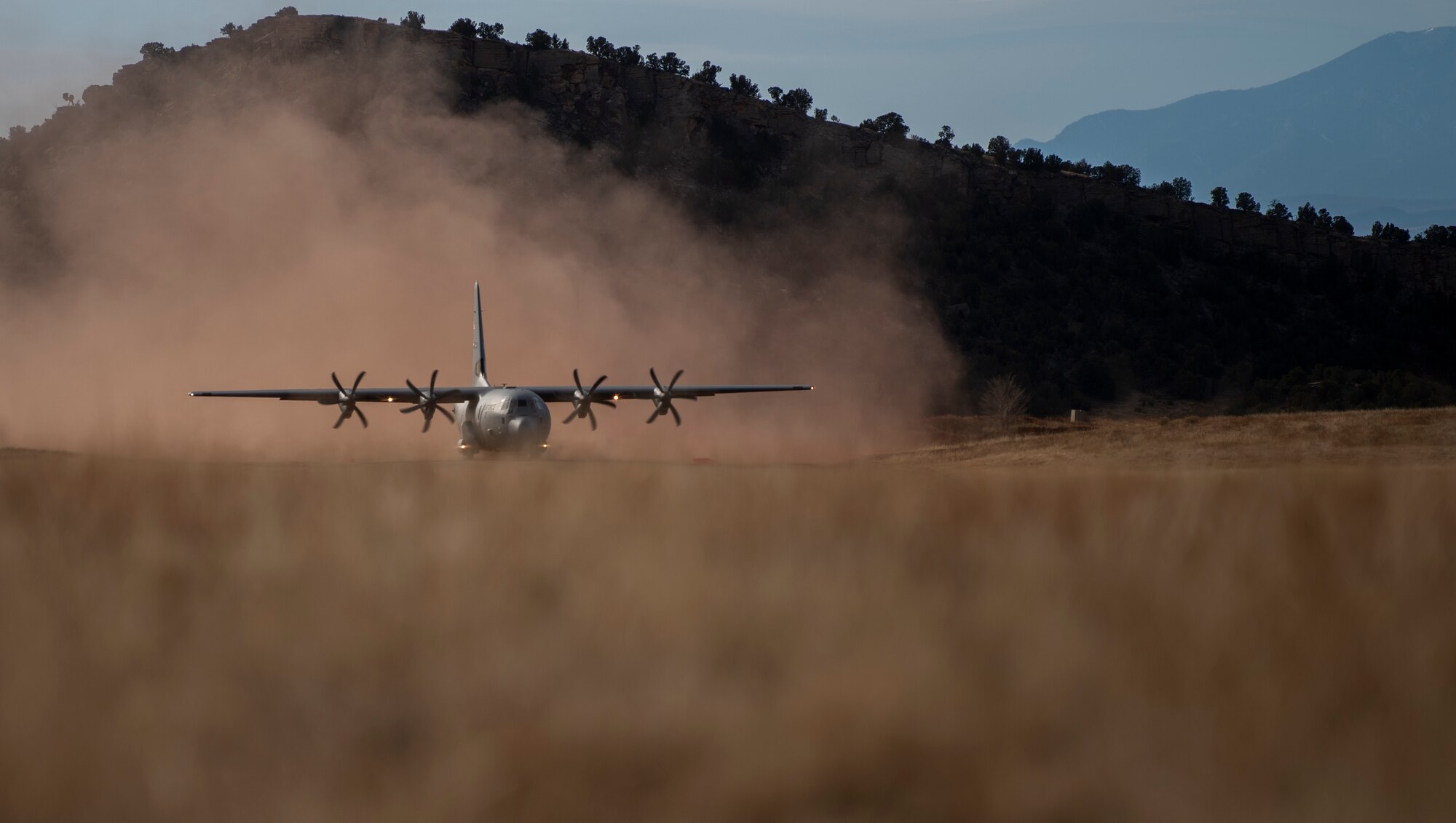 Super Hercules aircrew, maintenance train in Colorado