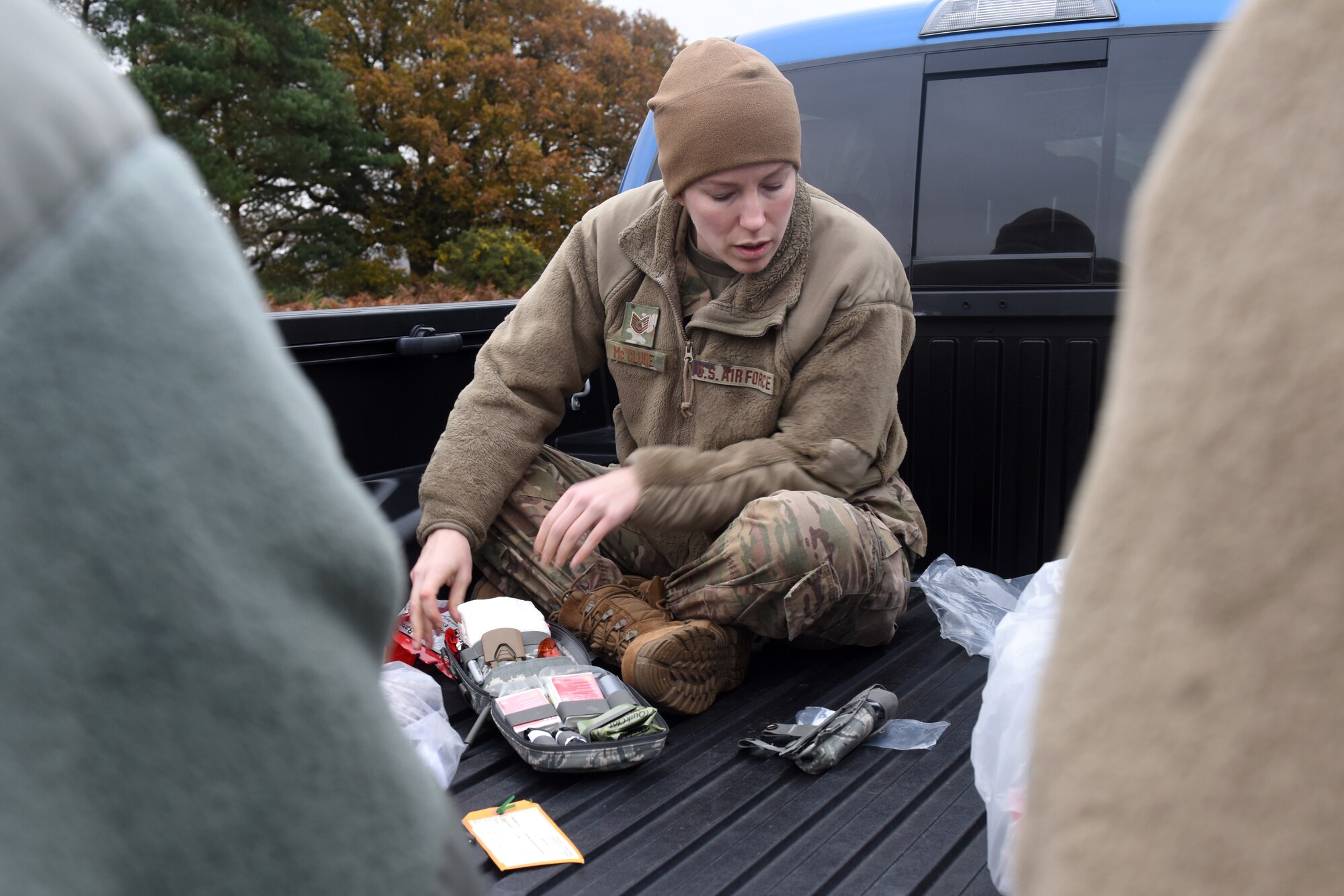 Tech. Sgt. Brittani McClure, assigned to the 423rd Medical Squadron at Royal Air Force Alconbury, England, prepares a medical kit for a joint exercise hosted by Suffolk Lowland Search and Rescue in Thetford, England, Nov. 23, 2019. U.S. Air Force Medical Airmen participating in the exercise had the opportunity to enhance medical readiness through an interactive scenario. (U.S. Air Force photo by Airman 1st Class Rhonda Smith)