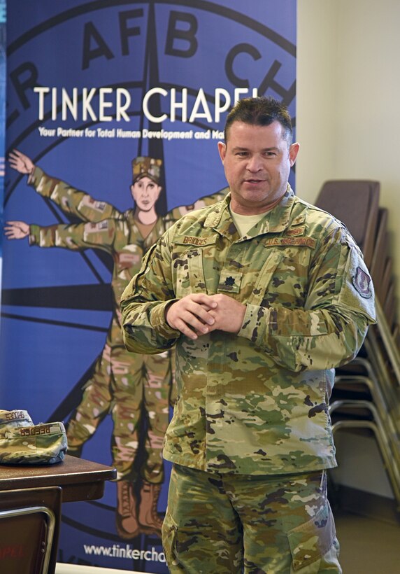 An image of the 72ABW Ch. (Lt. Col.) Sam Bridges at the Tinker Ministerial Alliance luncheon Nov. 14