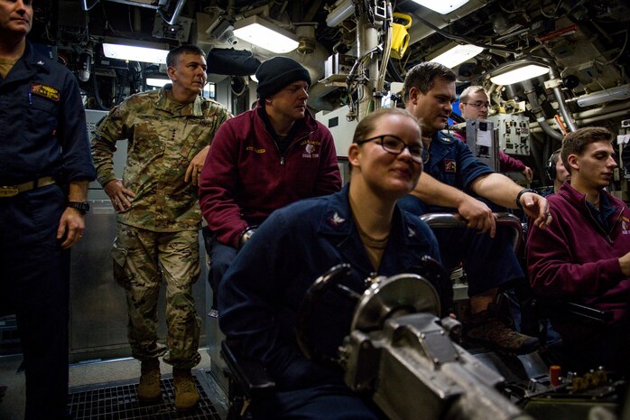 AFRICOM Commander Visits USS Florida