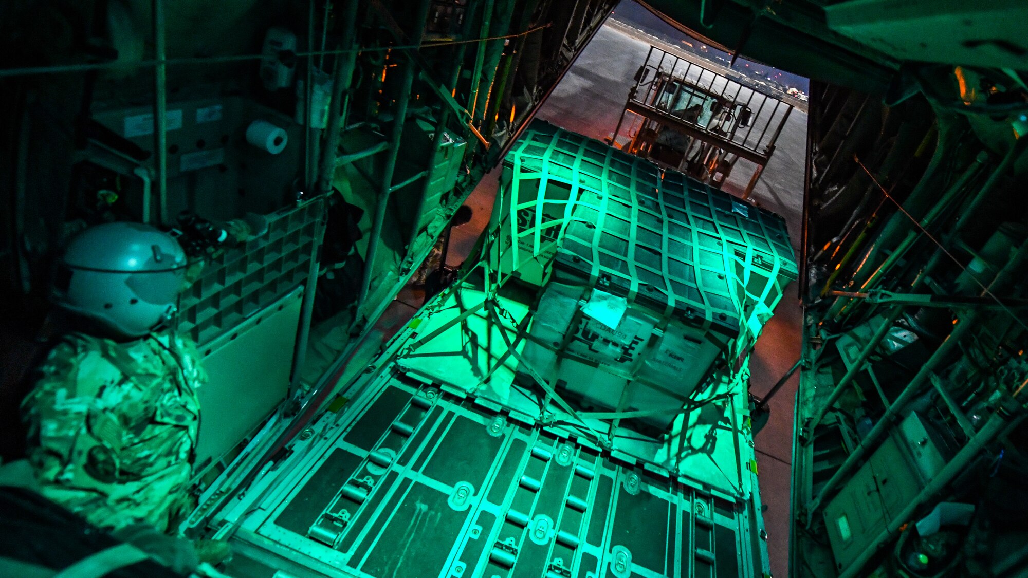 C-130 transports cargo in Iraq