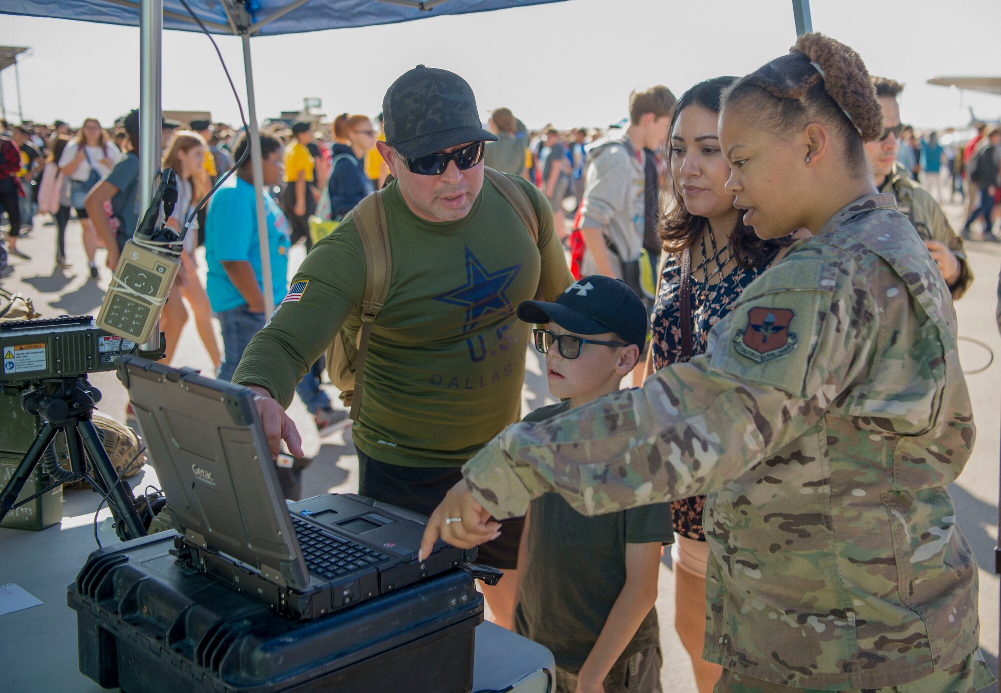 Holloman Airmen participate in 2019 STEM Expo