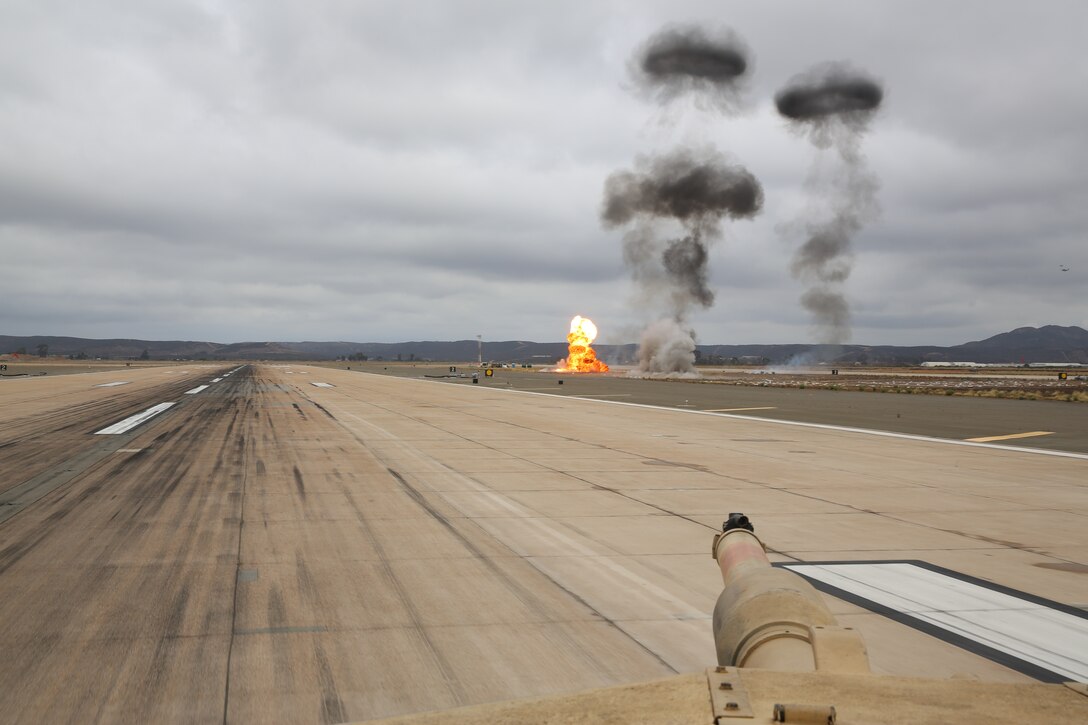 2019 MCAS Miramar Air Show: MAGTF Demo