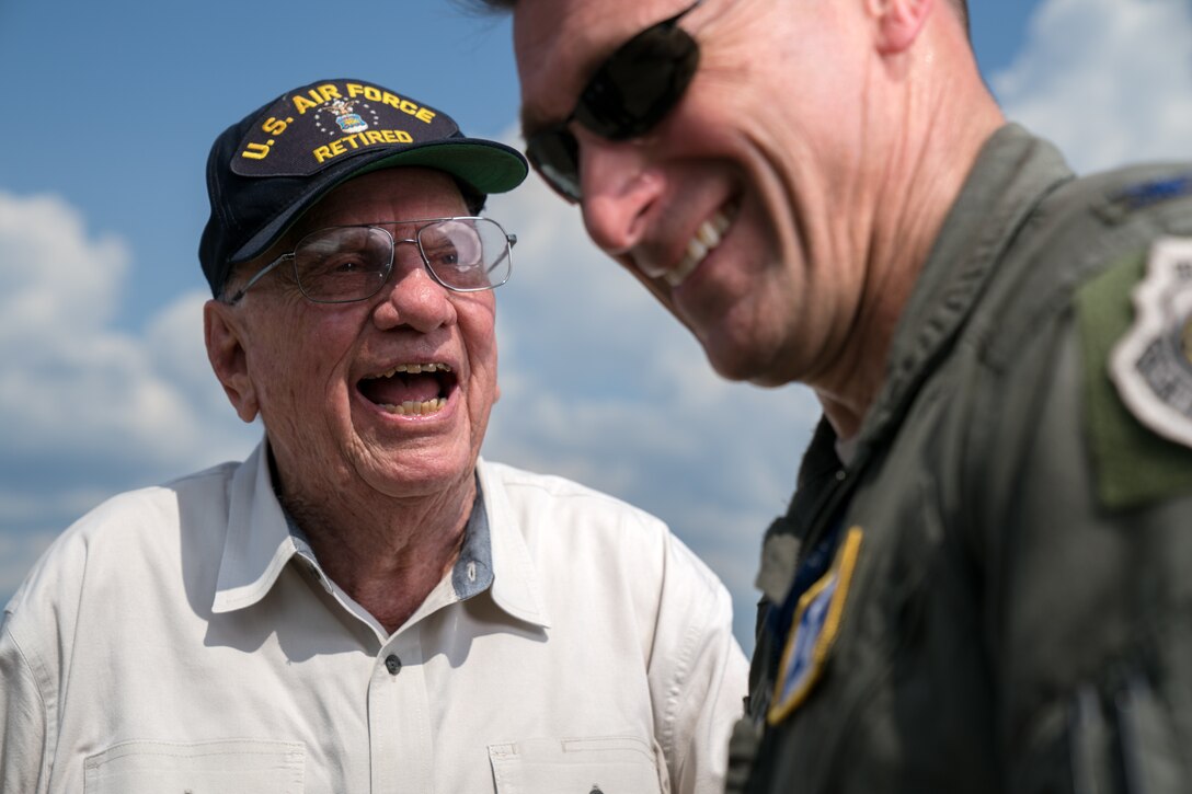 WWII veteran enjoys air show