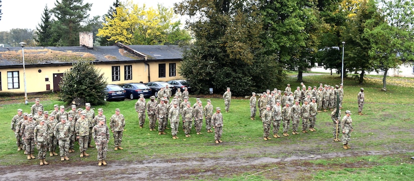 652nd Regional Support Group arrives in Poland, uncases unit colors