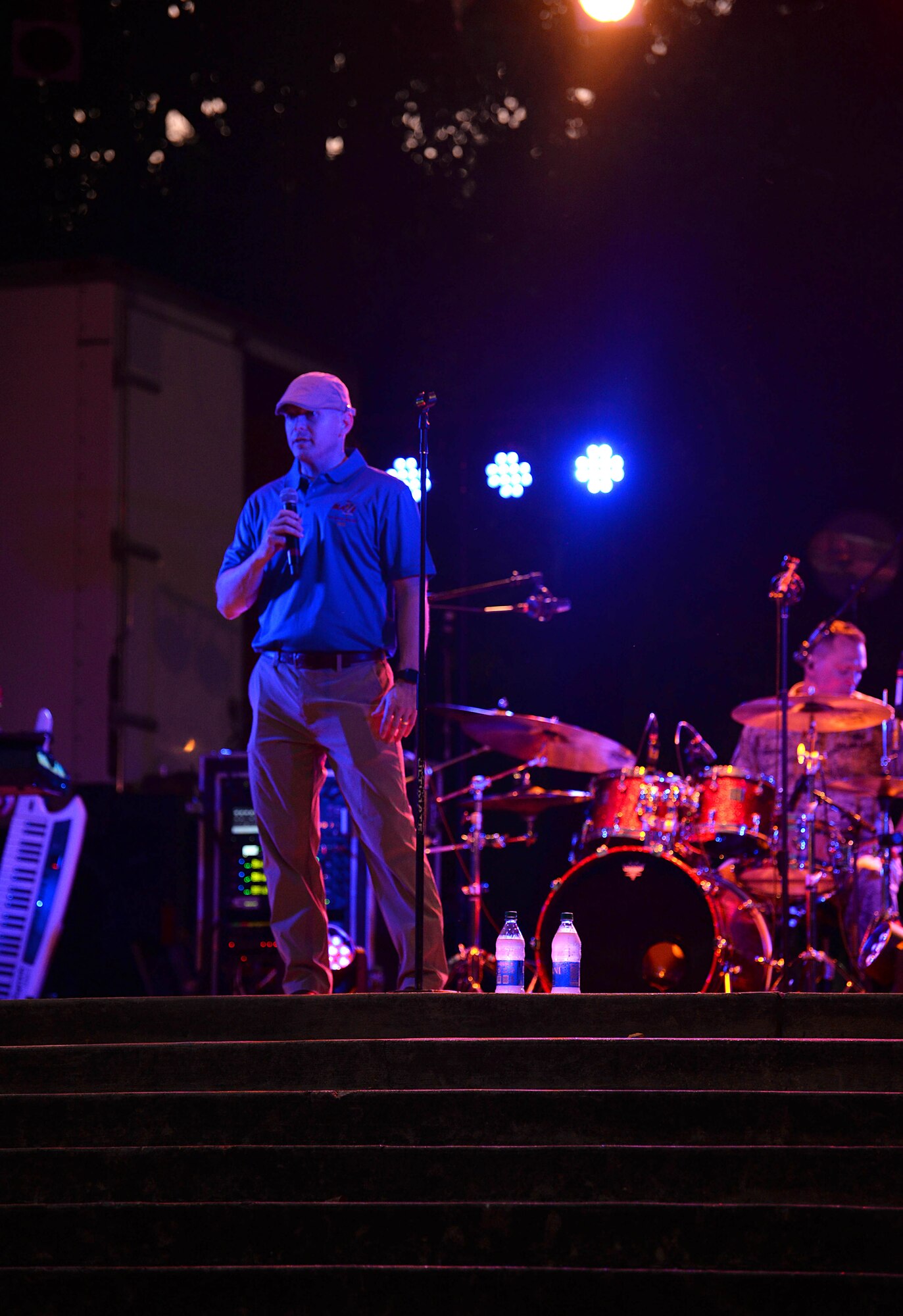 Lt. Col. Bennet Burton, 14th Mission Support Group deputy commander, welcomes attendees to the U.S. Air Force Band of the West’s Top Flight concert at the Columbus Riverwalk Stage Sept. 27, 2019, in Columbus, Miss. Like other ensembles within the U.S. Air Force Band of the West, Top Flight performs in support of official military gatherings and community relations events such as Columbus Air Force Base’s Birthday Ball celebrated on Sept. 28, 2019. (U.S. Air Force photo by Airman 1st Class Hannah Bean)