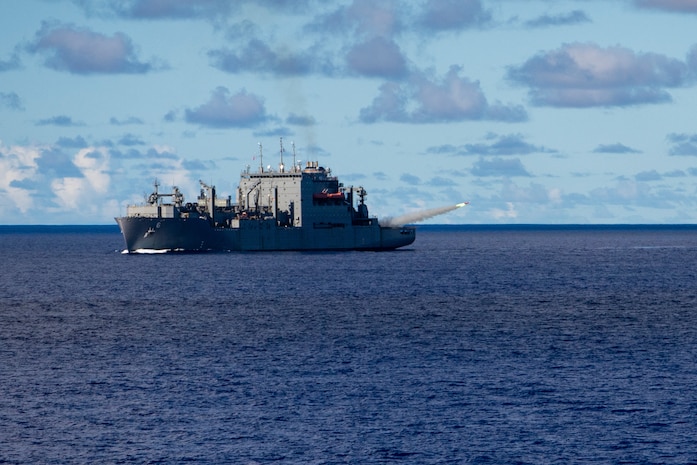 U.S., Republic of Singapore navies conduct SINKEX during Pacific Griffin