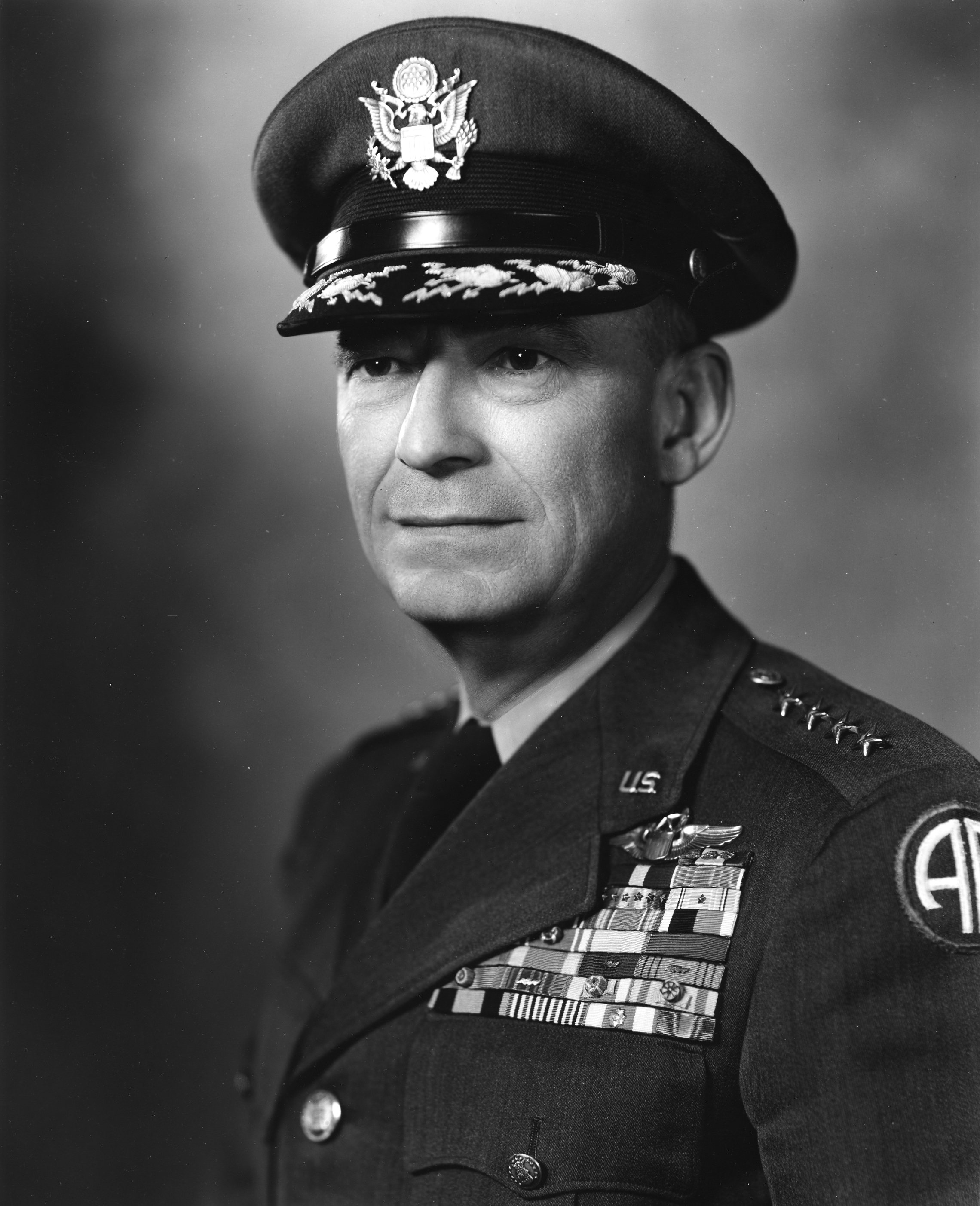 File:General Joseph Taggart McNarney.jpg - Wikimedia Commons