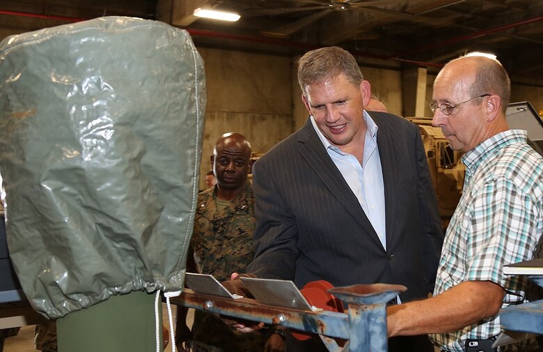 Assistant Secretary of the Navy Visits MCLB-Albany.