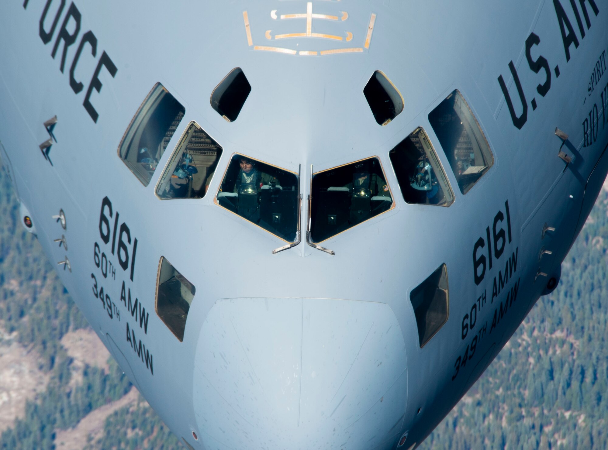 Travis Air Force Base aircraft refueling and flyover for the 2019 Capital City Airshow.