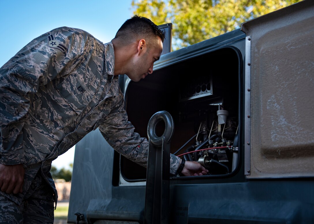 Airman 1st Class Charles Kohl, 361st Training Squadron aerospace ground equipment apprentice course graduate, practices before a performance check at Sheppard Air Force Base, Texas, Oct. 8, 2019. Kohl received the ACE award after scoring 100 percent scores on all 15 blocks of instruction in the AGE course. Kohl is a native to Mineola, New York. (U.S. Air Force photo by Airman 1st Class Pedro Tenorio)