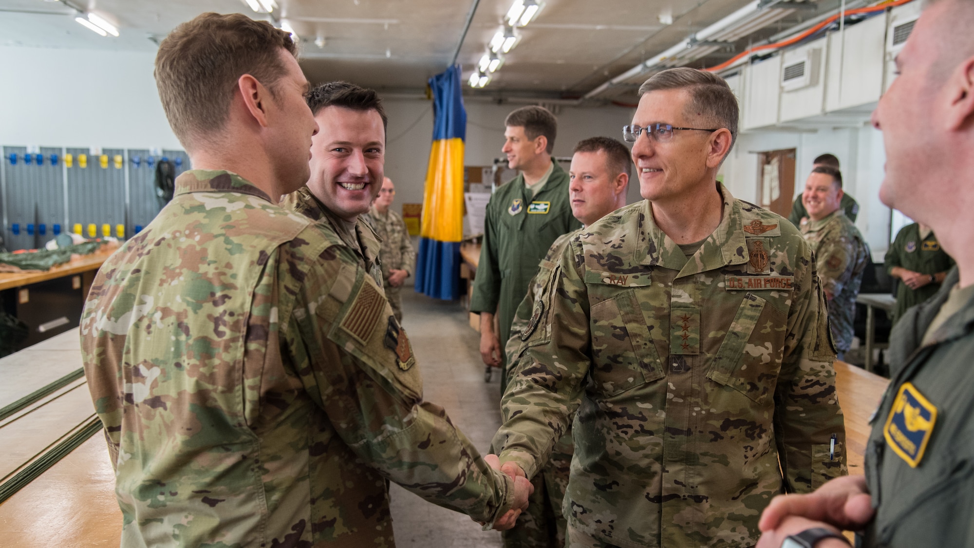 Gen. Ray tours 2nd BW, fosters competition culture in Airmen