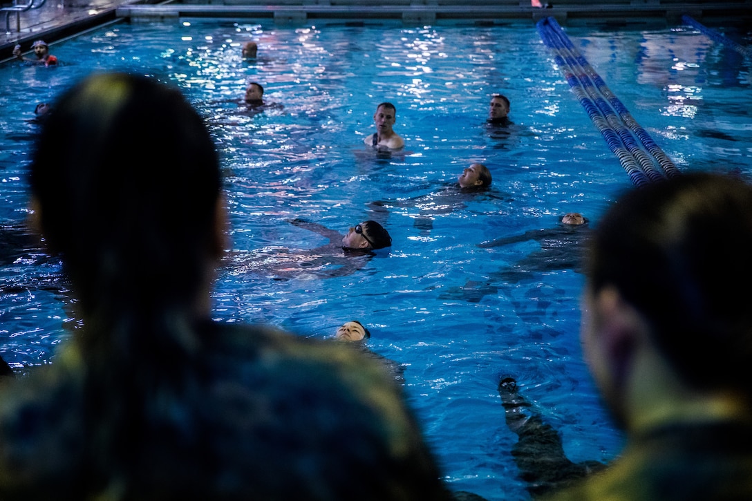 MARFORRES Marines conduct Swim Qualfication