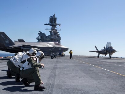 3rd MAW General tours the USS America