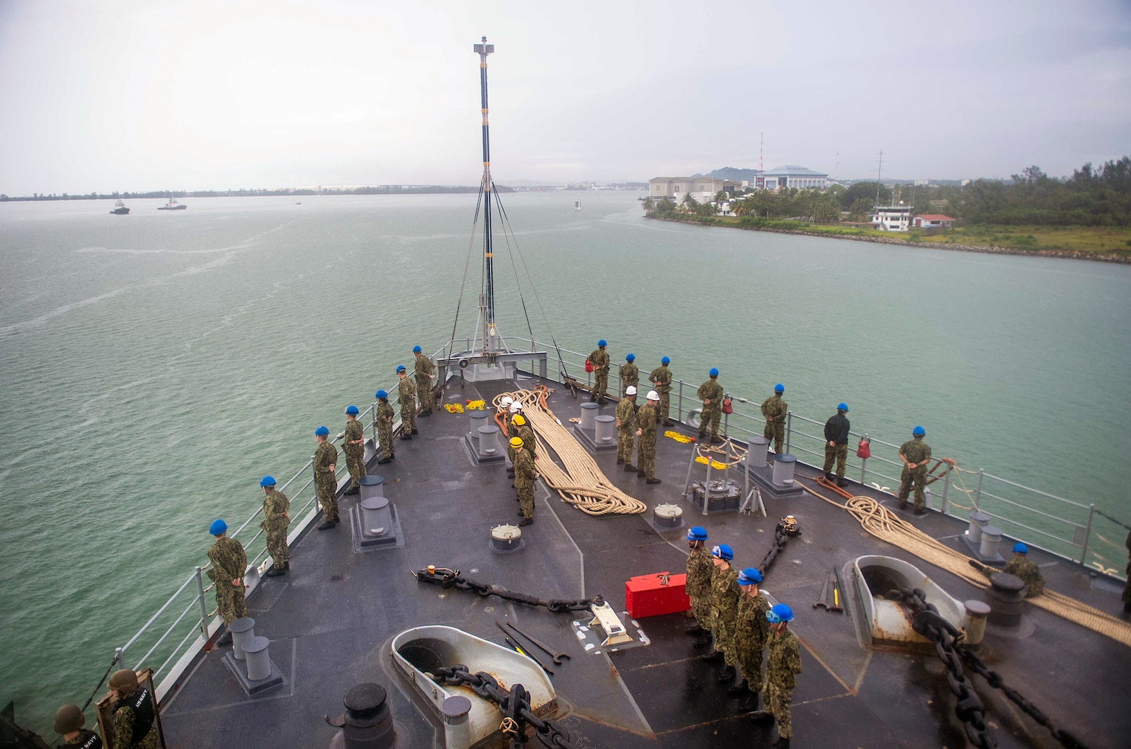 Harpers Ferry and 11th MEU Arrive in Brunei for CARAT 2019