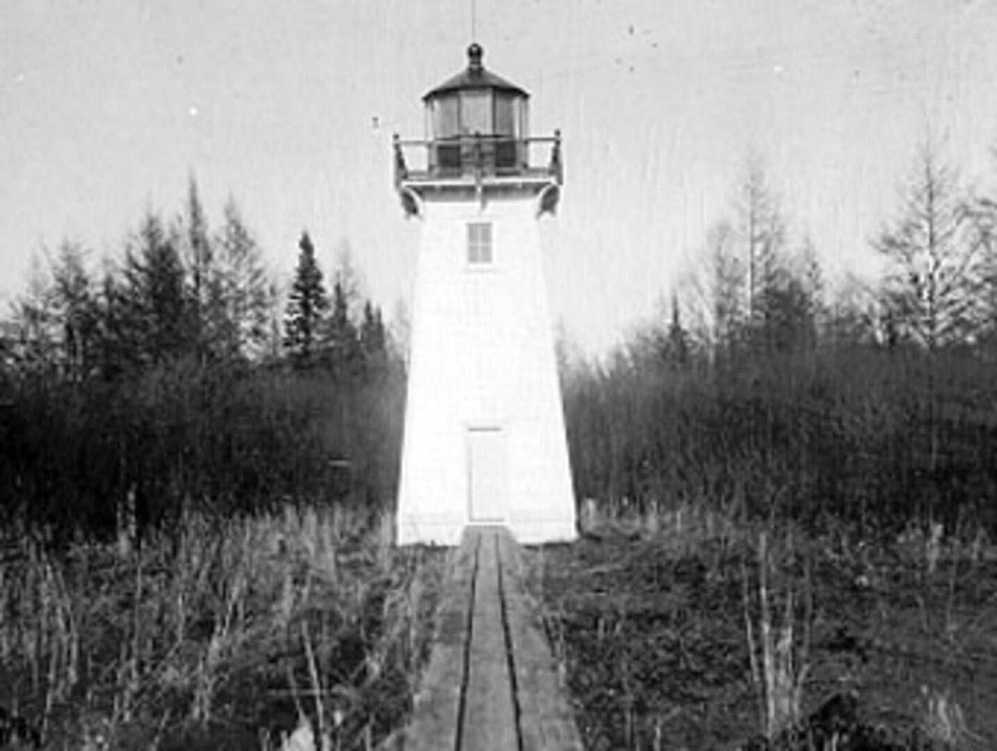 st-marys-river-lower-rear-lighthouse-united-states-coast-guard-all