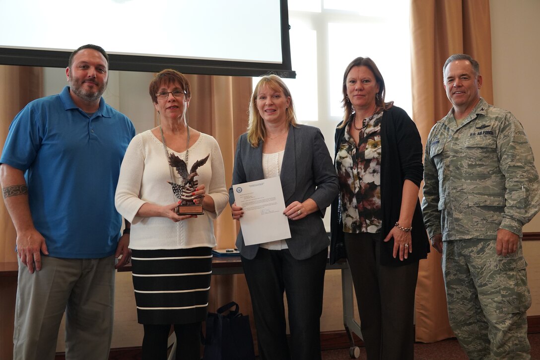 914th Civilian Personnel Flight earns AFRC award