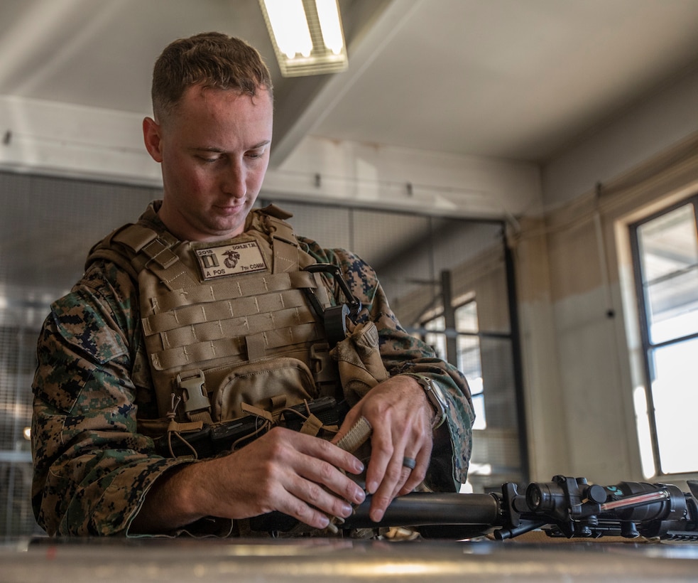 DPC/RSU-East Marines Train Marines during Tables 3-6