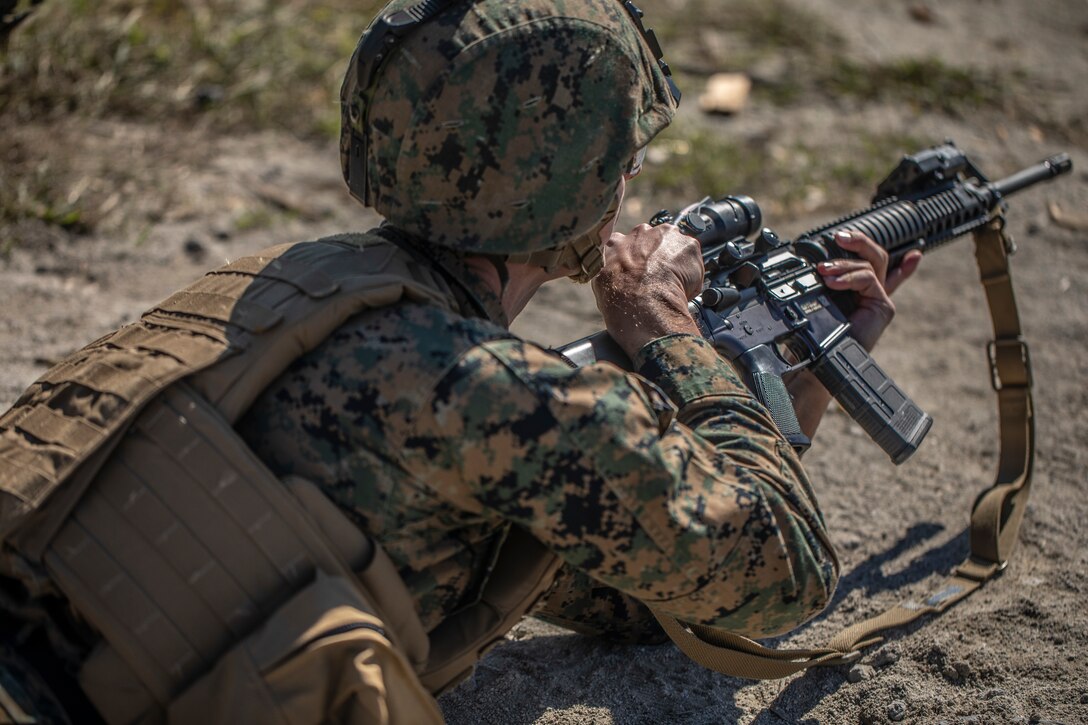 DPC/RSU-East Marines Train Marines during Tables 3-6