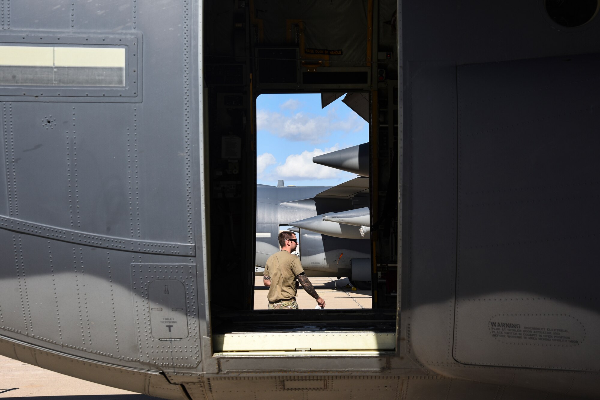 Maintainer works on HC-130J