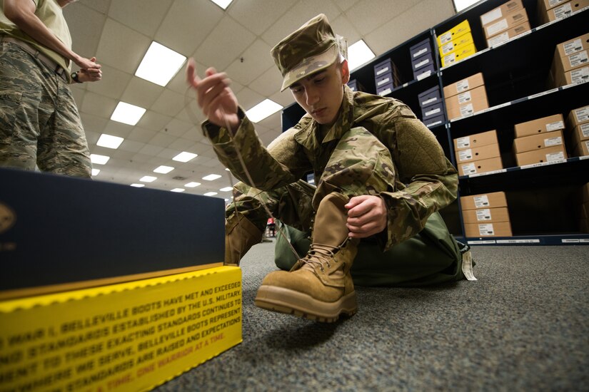 New uniform timeline on schedule > Air Force Recruiting Service