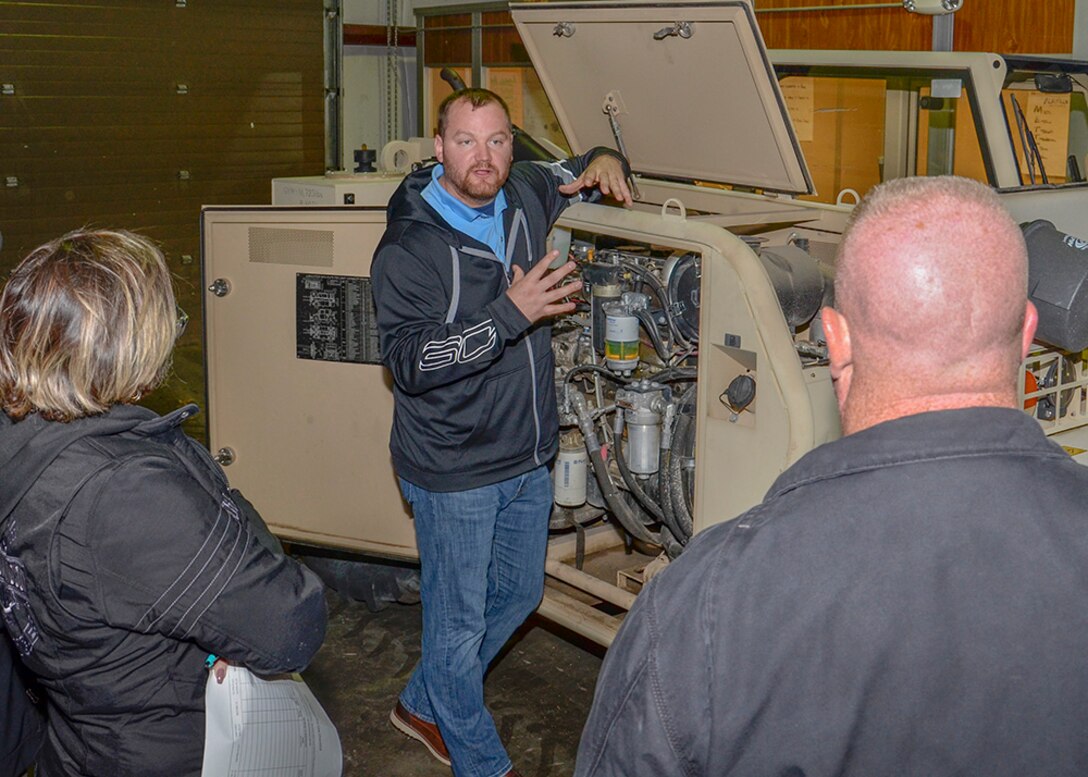 Tim Zweng instructs the instructors on proper material handling equipment preventative maintenance check procedures during the four-day MHE Safety Summit in Battle Creek, Michigan, Oct. 22-25.