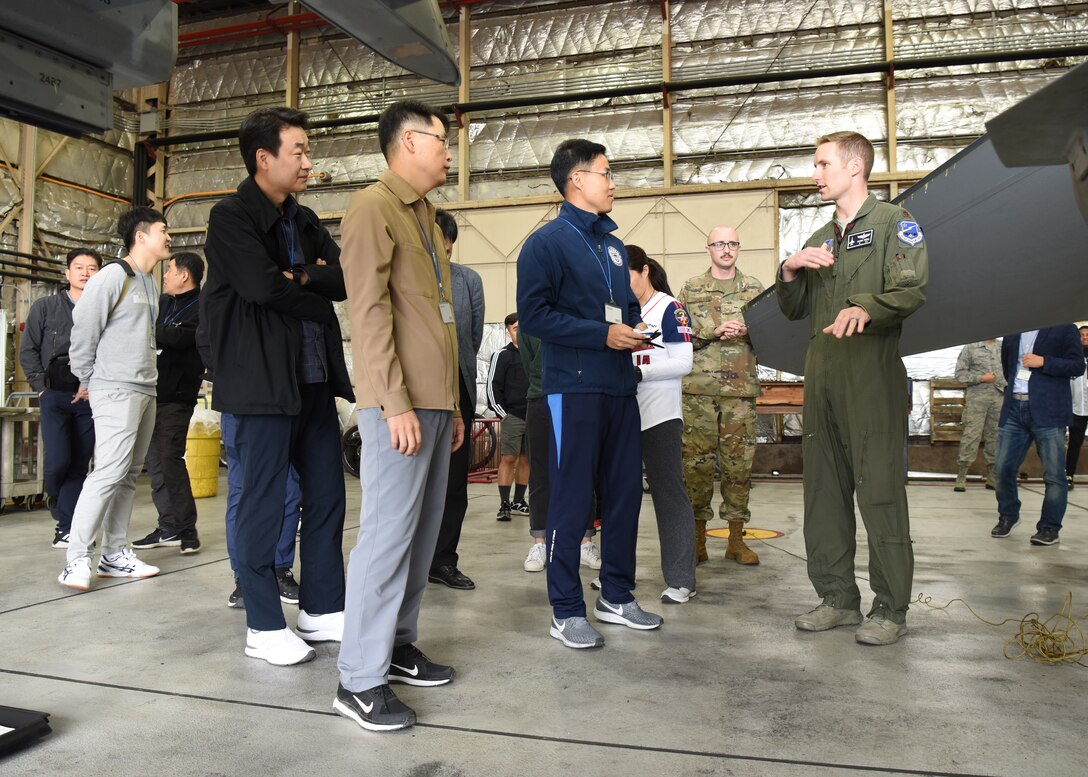Maj. Michael Ress, 36th Fighter Squadron F-16 Fighting Falcon pilot, talks with members of the Republic of Korea Air Force legal team during a Friendship Day with U.S. Air Force legal teams from Osan and Kunsan Air Bases, ROK, October 23, 2019. The purpose of the day was to give both counterparts the opportunity to spend time together and strengthen the ties between the two nations. (U.S. Air Force photo by Senior Airman Denise M. Jenson)
