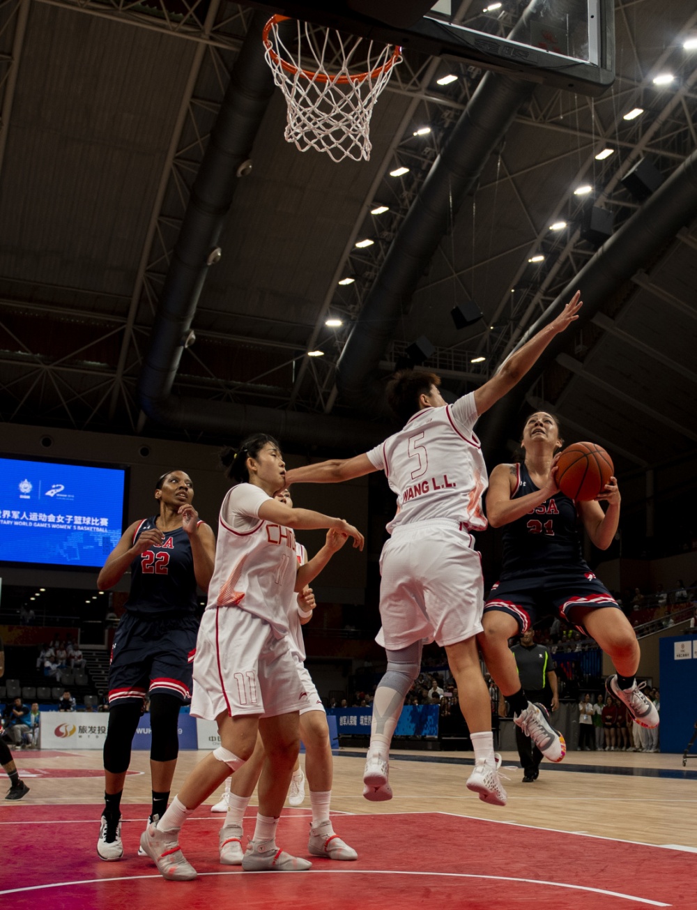 Reservist Plays Part On Us Basketball Team In Contention For