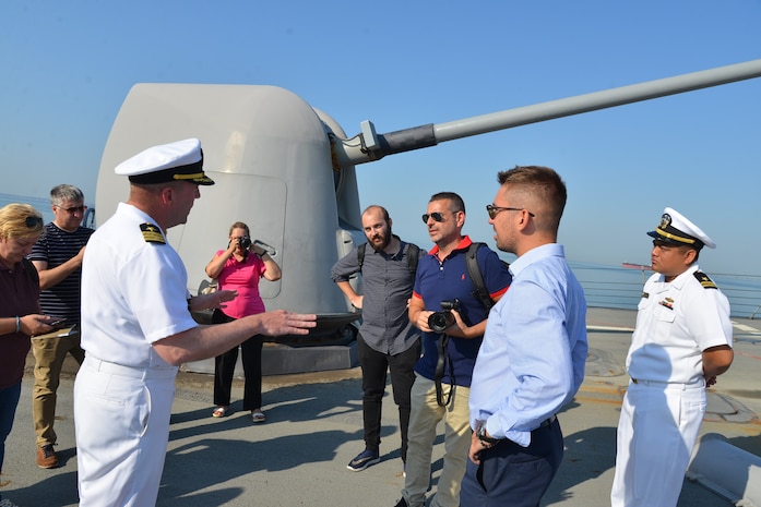 McFaul visits Greece