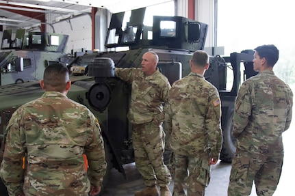 Army Reserve Soldiers conduct new JLTV training