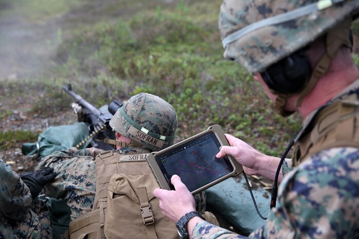 Handheld tablet improves situational awareness