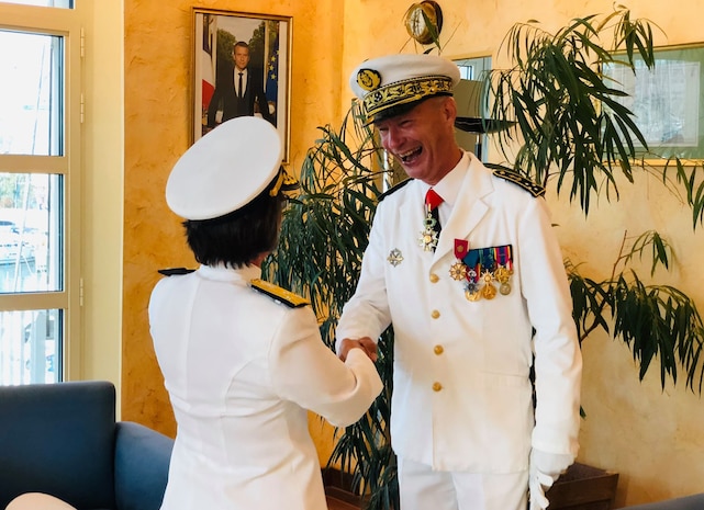 C6F Presents Legion of Merit to French Vice Adm. du Ché