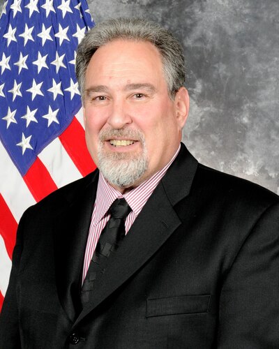 The National Safety Council awarded its top honor to Michael Ballard, Air Force Safety Center’s acting chief of occupational safety, Sept. 9 during the 2019 NSC Congress & Expo.