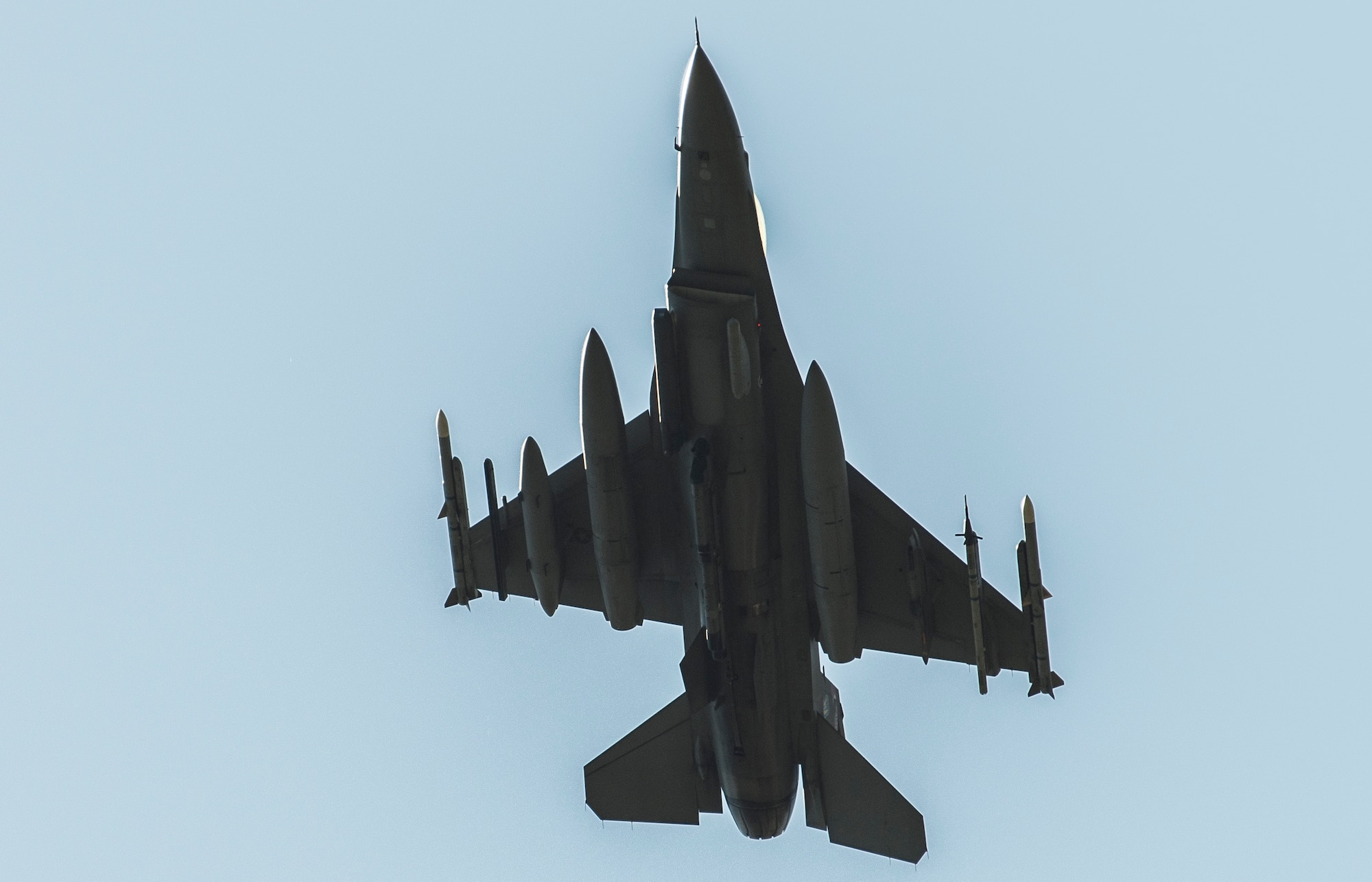 A U.S. Air Force F-16CM Viper returns to Shaw Air Force Base, South Carolina, Sept. 6, 2019, from Barksdale Air Force Base, Louisiana, after evacuating Sept. 4, 2019 before Hurricane Dorian’s arrival.