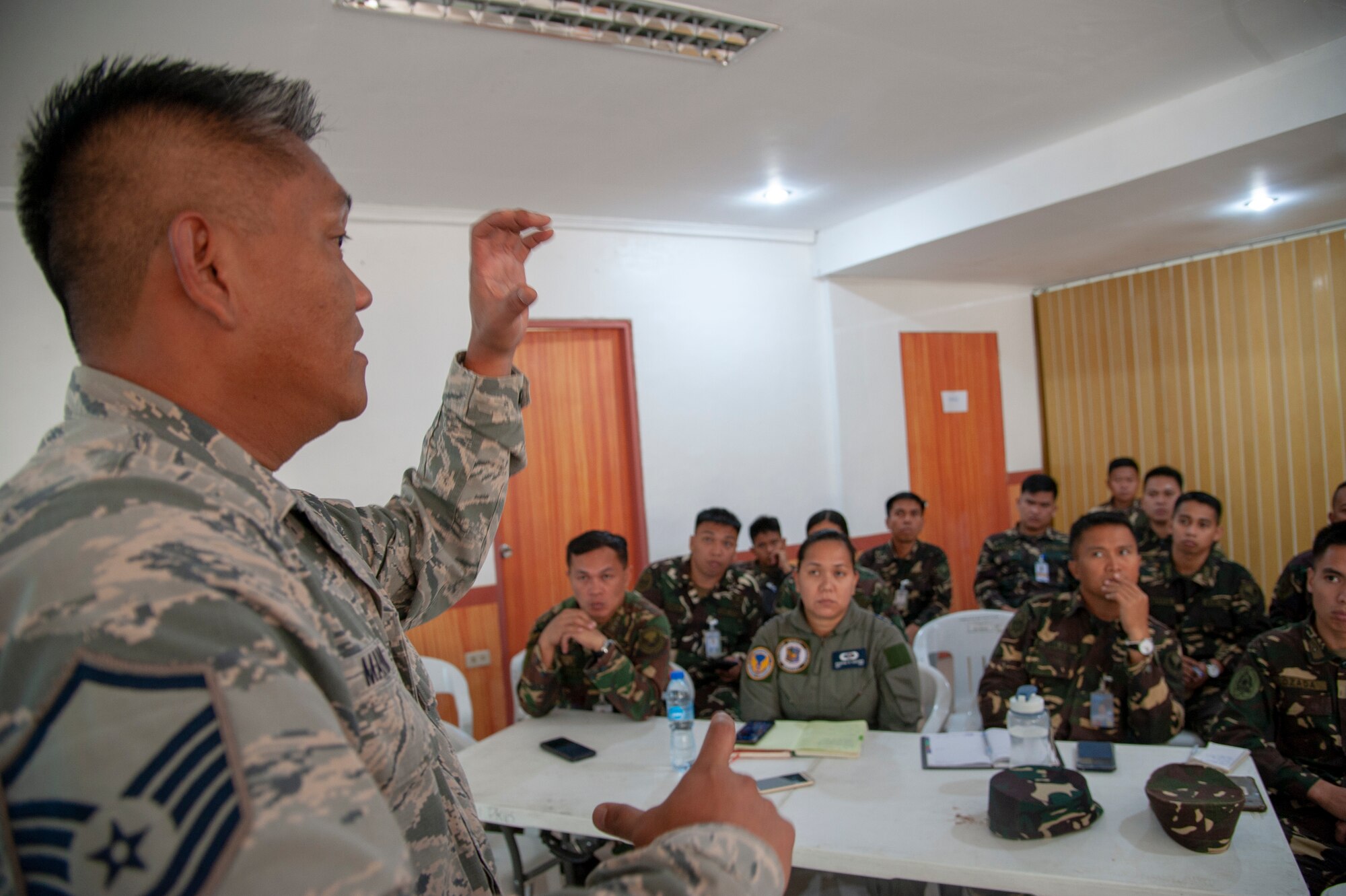 Master Sgt. Eugene Mariano, 298th Support Squadron radar maintenance airman gives a brief on radar maintenance procedures, Aug. 20, 2019, Clark Air Base, Philippines.