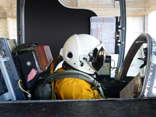 ACC commander immersed in U-2 reconnaissance mission