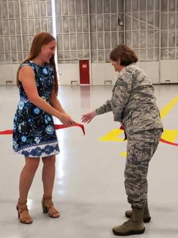 940th MXS ribbon cutting ceremony