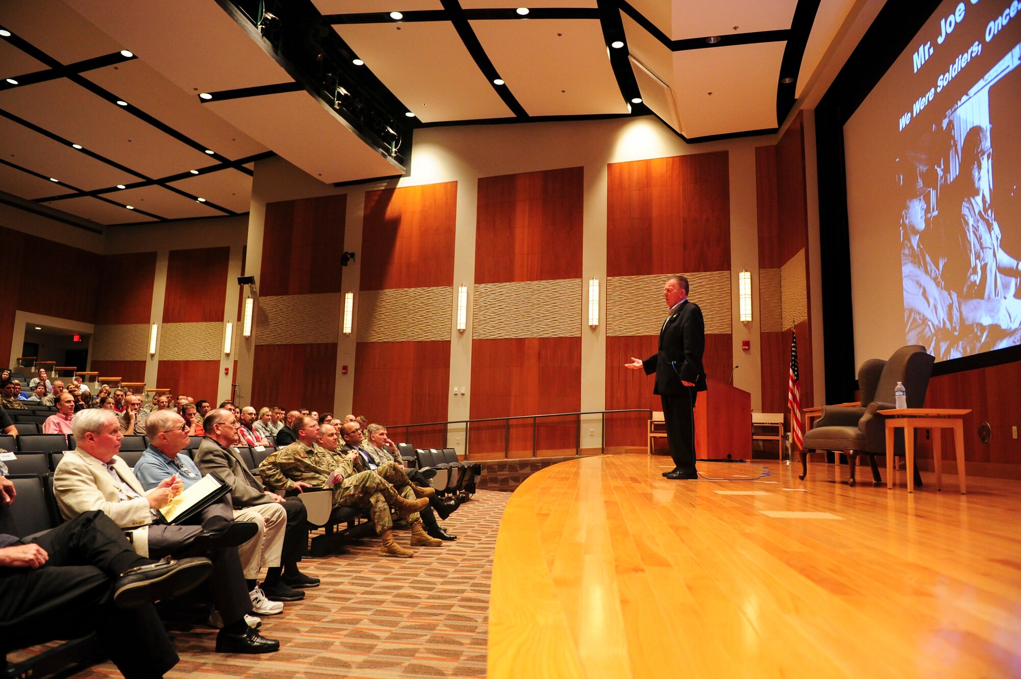 War correspondent and author Joseph Galloway speaks to the National Air and Space Intelligence Center Aug. 27 about the experiences described in his book “We Were Soldiers Once…and Young.” The book – which Galloway co-wrote alongside Lt. Gen. Harold Moore – tells the story of the Battle of the Ia Drang and went on to inspire the movie “We Were Soldiers.” (U.S. Air Force photo by Senior Airman Michael Hunsaker)