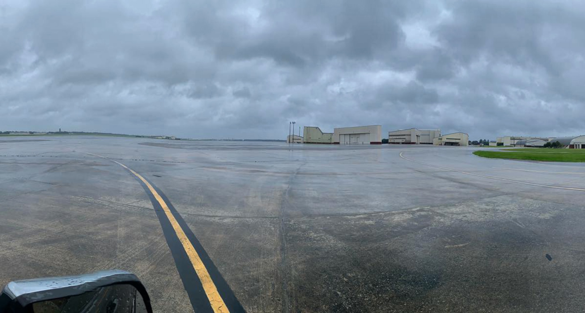 Empty flight line