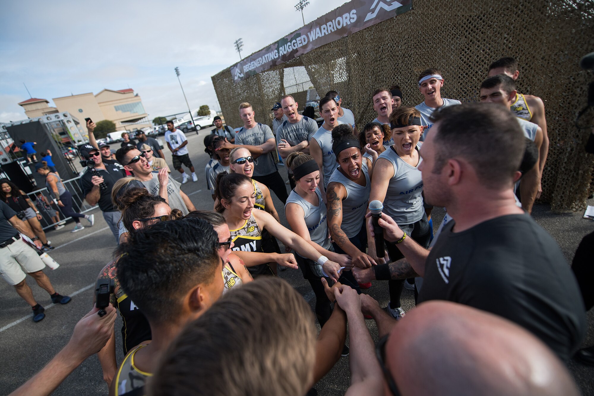 U.S. military members from the Air Force, Army, and Navy compete in the 2019 Air Force and Inter-Service Alpha Warrior Battles Sept. 12, 2019, at the Alpha Warrior Proving Grounds, Selma, Texas. The Air Force partnered with Alpha Warrior three years ago to deliver functional fitness training to Airmen and their families. (U.S. Air Force photo by Sarayuth Pinthong)