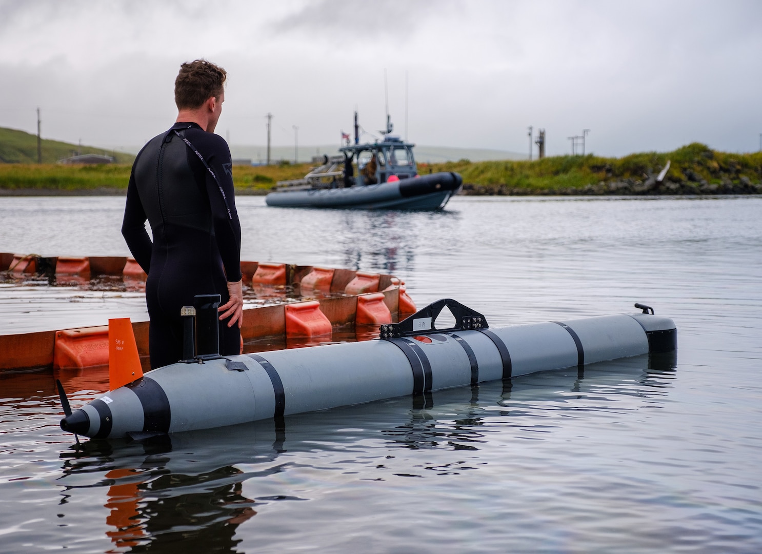 Alaska Unit Succeeds in Arctic Test of Unmanned Vehicles, Anti-Mine Systems