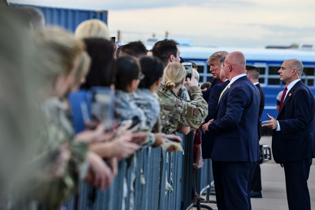 President Donald J. Trump greets members of Team Kirtland at Kirtland Air Force Base, N.M., Sept. 16, 2019. The base is home to the Air Force Nuclear Weapons Center and 377th Air Base Wing, Kirtland's host organization, which supports more than 100 mission partners. (U.S. Air Force photo by Staff Sgt. Kimberly Nagle)