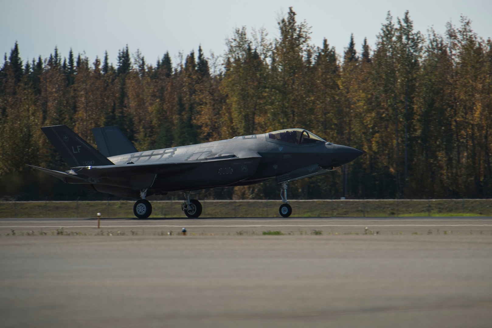 Eielson Hosts 10 F-35s from Luke AFB to Enhance Training Efforts