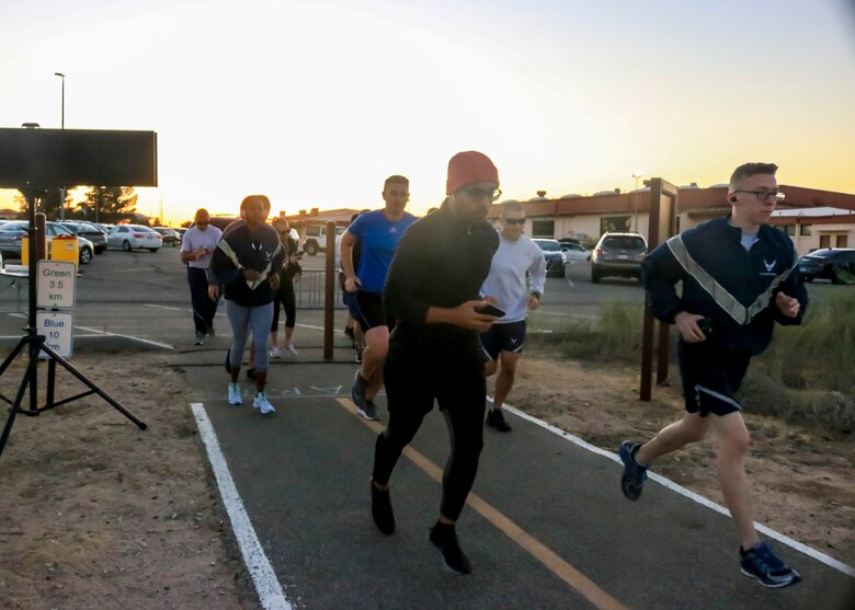 Team Edwards members run the Air Force Birthday 5k Run at Edwards Air Force Base, California, Sept. 18. (U.S. Air Force photo by Giancarlo Casem)