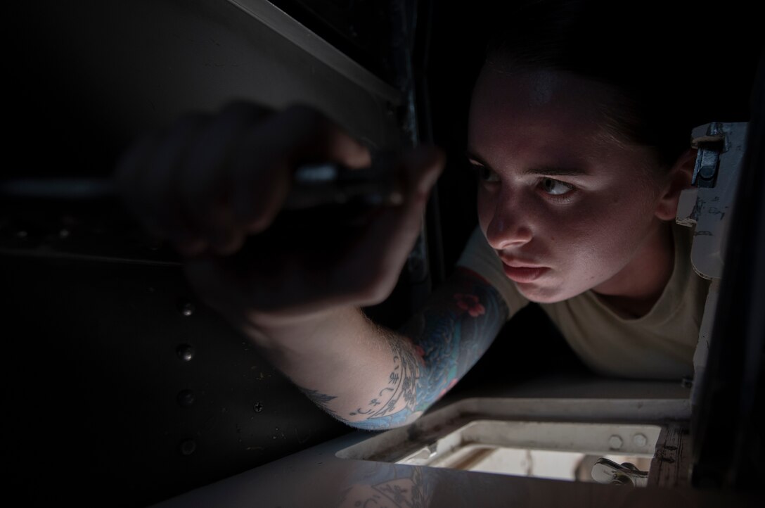 Part-time tattoo artist, full-time Airman