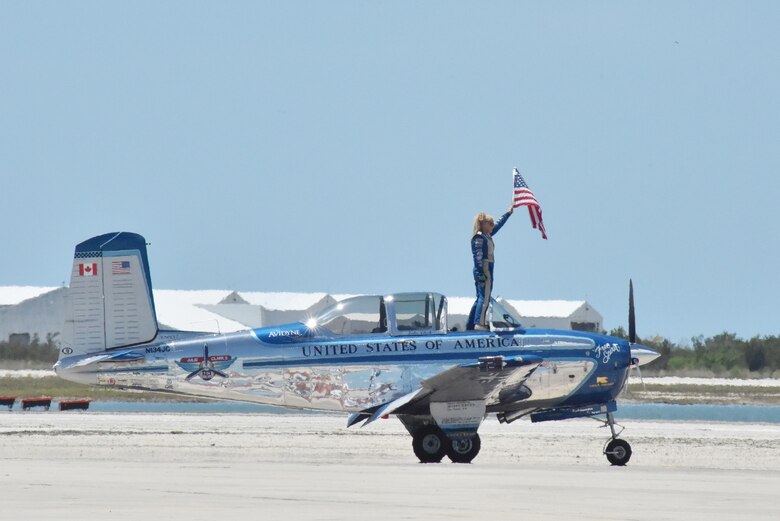 American Aerobatics to perform at Thunder Over Air Show
