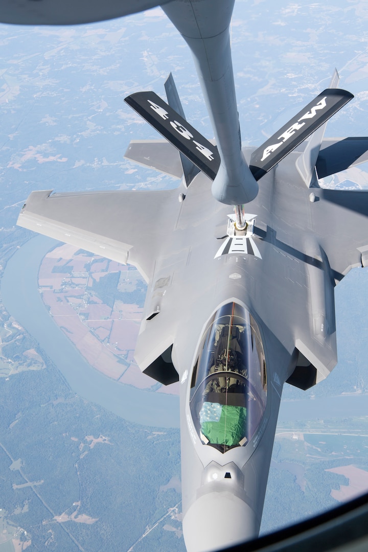 An F-35 Lightning II from the 158th Fighter Wing out of the Vermont Air National Guard Base, South Burlington, Vt., receives fuel from a 434th Air Refueling Wing KC-135 Stratotanker from Grissom Air Reserve Base, Ind., over the Midwest Sept. 19, 2019. The 158th FW is the first Air National Guard unit to receive the aircraft, and will be the second operational F-35 wing in the U.S. Air Force. (U.S. Air Force photo/Master Sgt. Ben Mota)