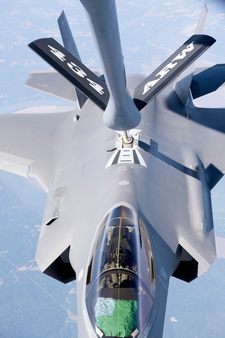 An F-35 Lightning II from the 158th Fighter Wing out of the Vermont Air National Guard Base, South Burlington, Vt., receives fuel from a 434th Air Refueling Wing KC-135 Stratotanker from Grissom Air Reserve Base, Ind., over the Midwest Sept. 19, 2019. The 158th FW is the first Air National Guard unit to receive the aircraft, and will be the second operational F-35 wing in the U.S. Air Force. (U.S. Air Force photo/Master Sgt. Ben Mota)