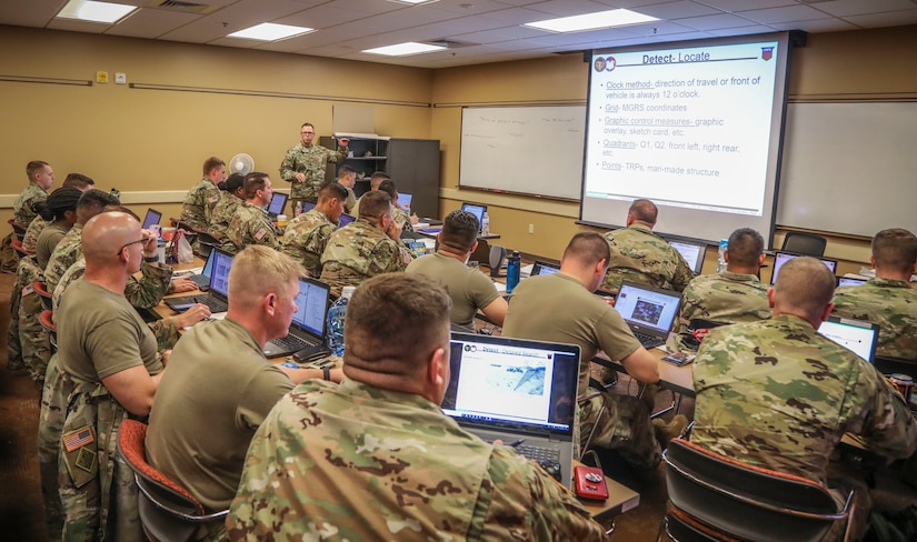 Division hosts Sabot Academy; prepares Soldiers for new Senior Gunner Course