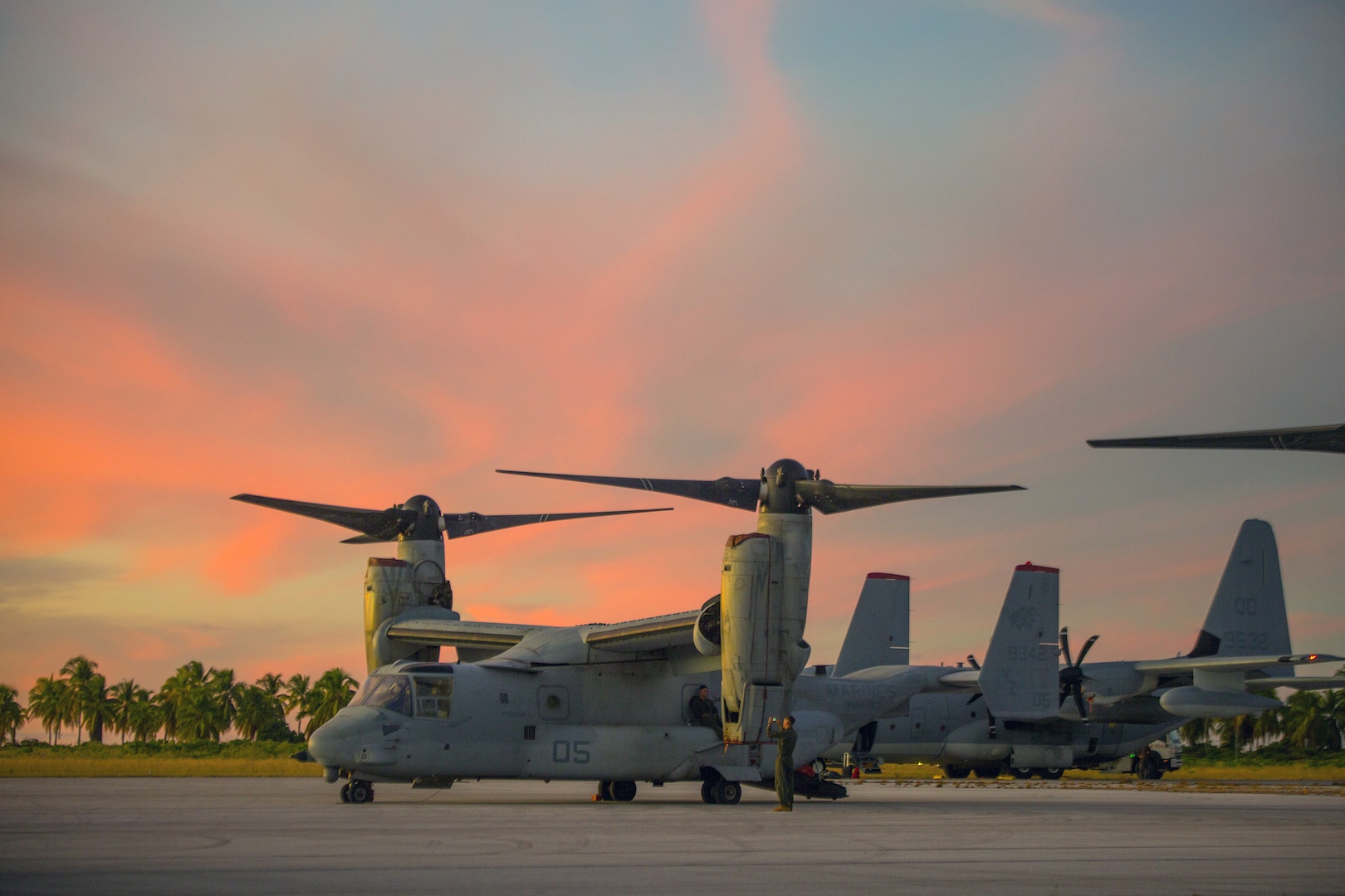 Marine Rotational Force – Darwin Marines Conduct Trans-Pacific Flight ...